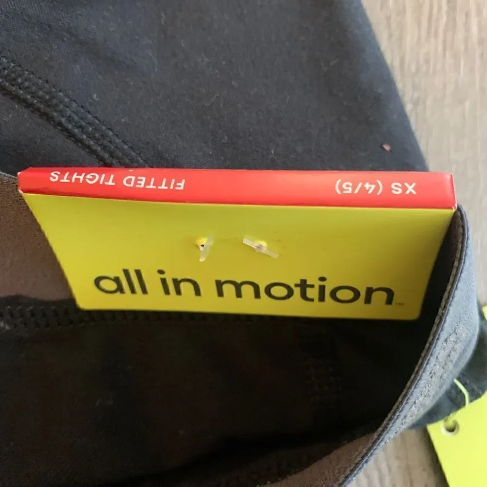 All in motion size XS (4/5) leggings perfect to use for any sport